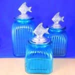 60004OCBLU-FISH LARGE SQUARE OCEAN BLUE CANISTER SET W/ FISH LIDS